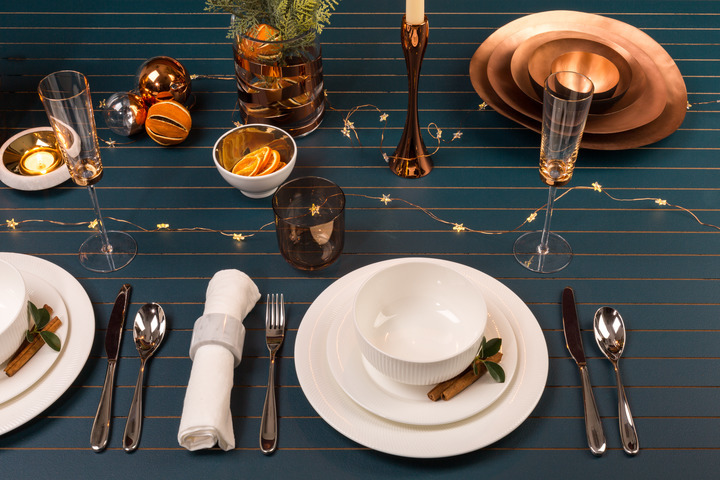 Christmas_table_ideas_copper