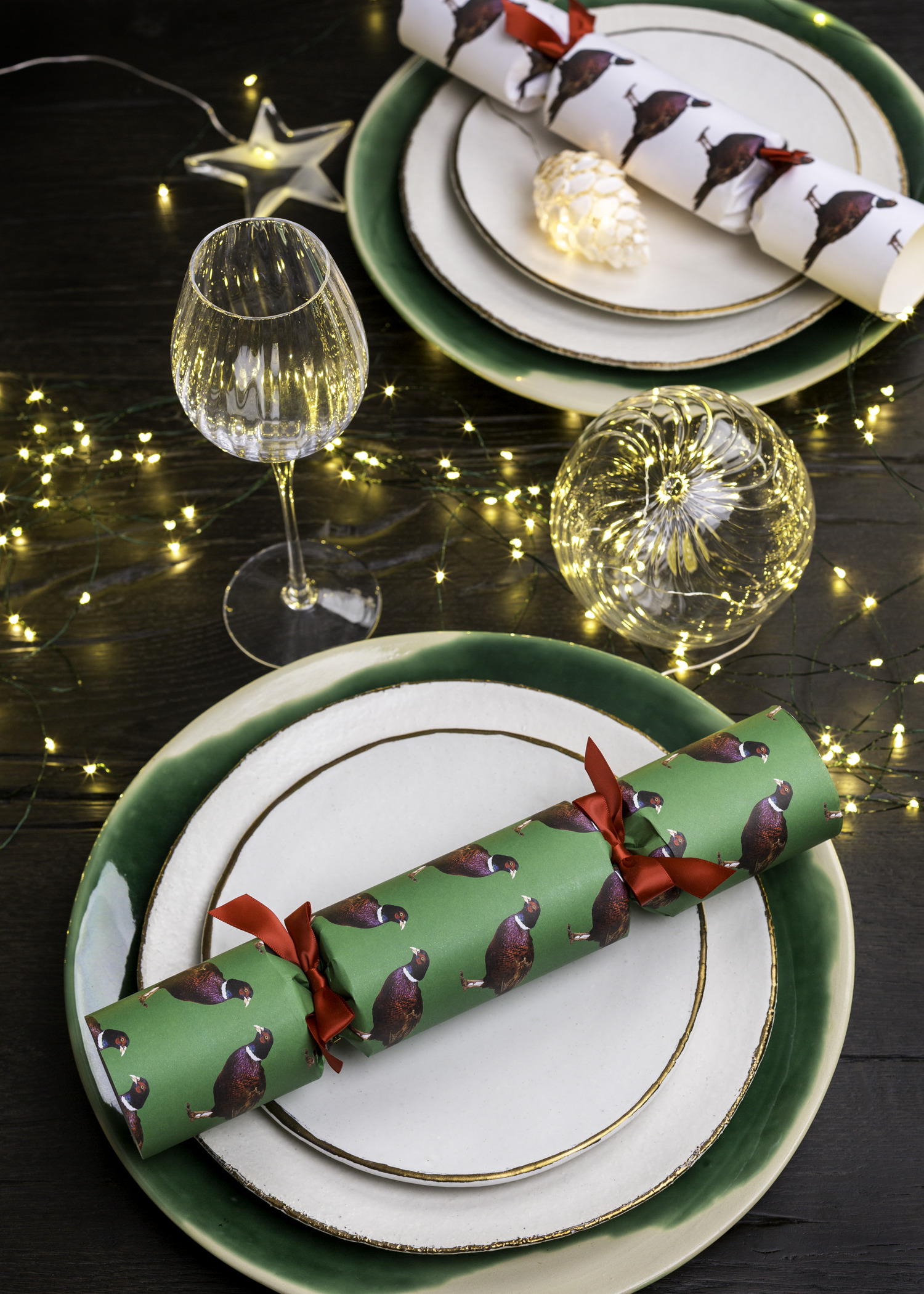 Christmas_table_ideas_crackers