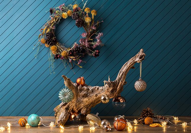 abigail-ahern-christmas-wreath-making