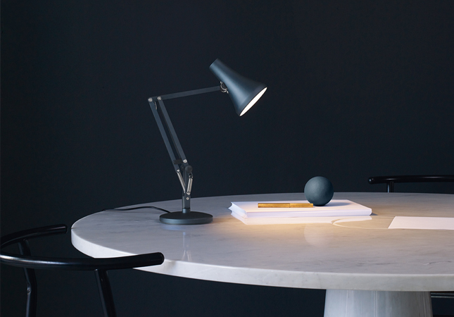 Type 90 Mini Mini from Anglepoise is versatile when working from home