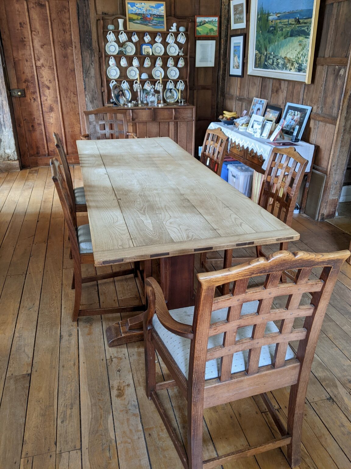 Ambrose Heal at Home a glimpse into the private collection of the