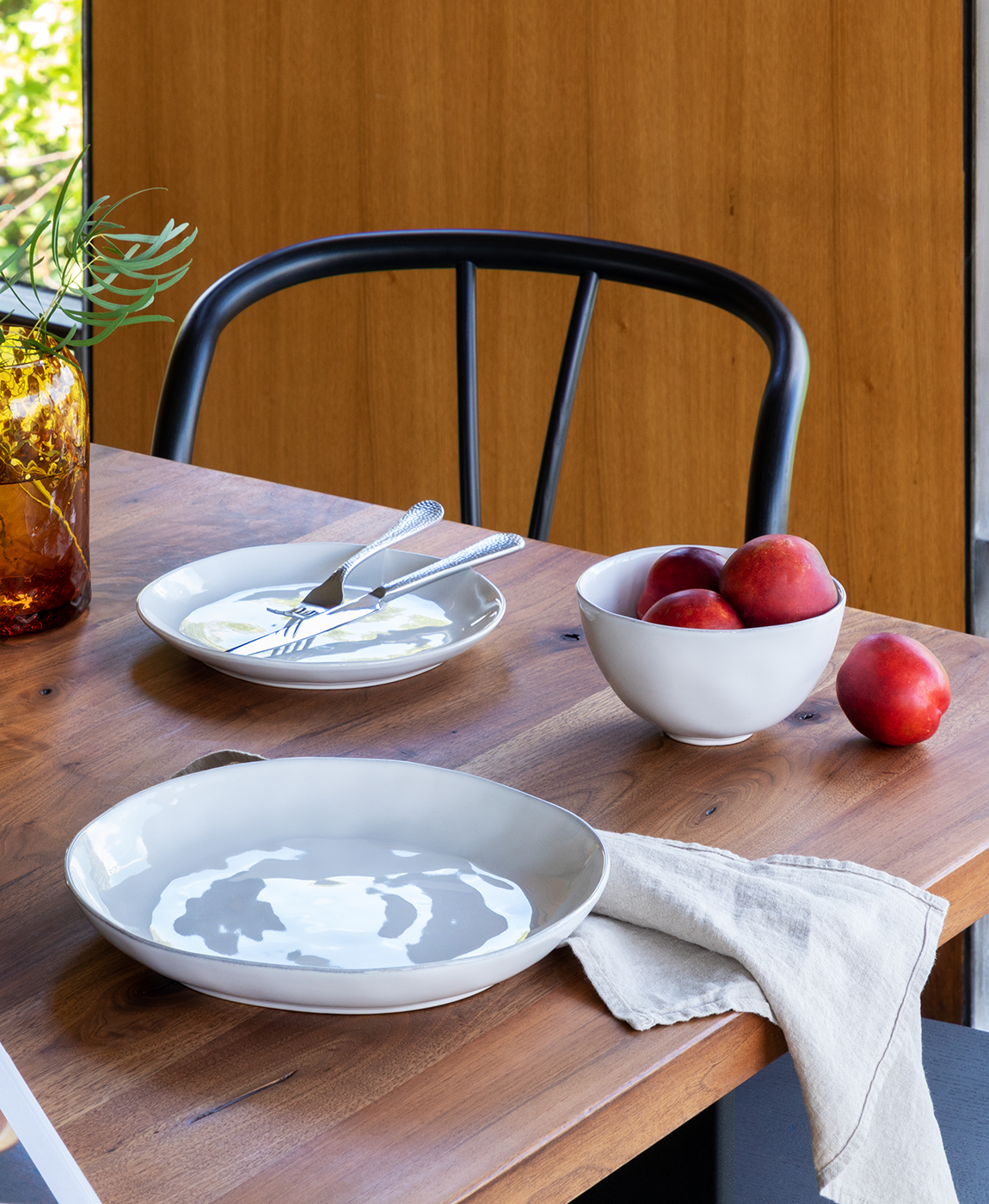 Interior Inspo: Give Your Dinnerware A Monochrome Makeover