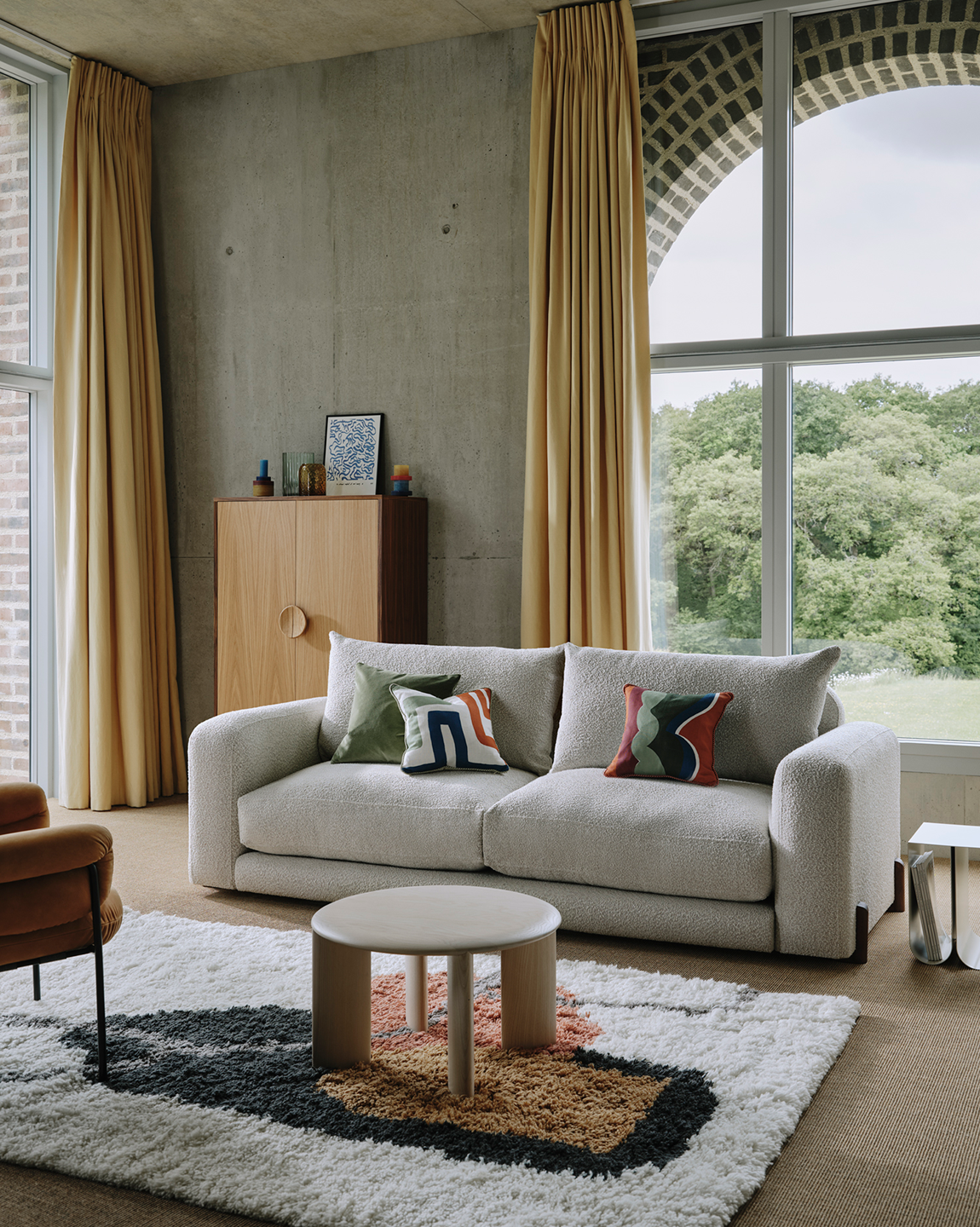 3 Ways To Master The Art Of Mixing Old And New Design