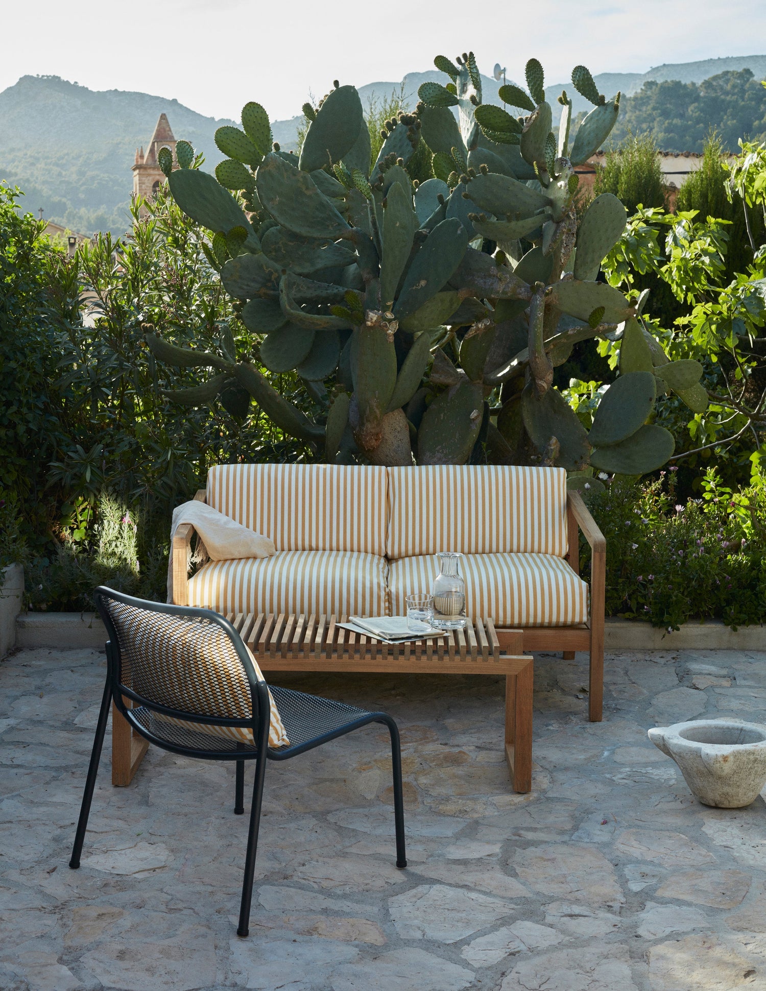 12 Garden Corner Furniture Ideas