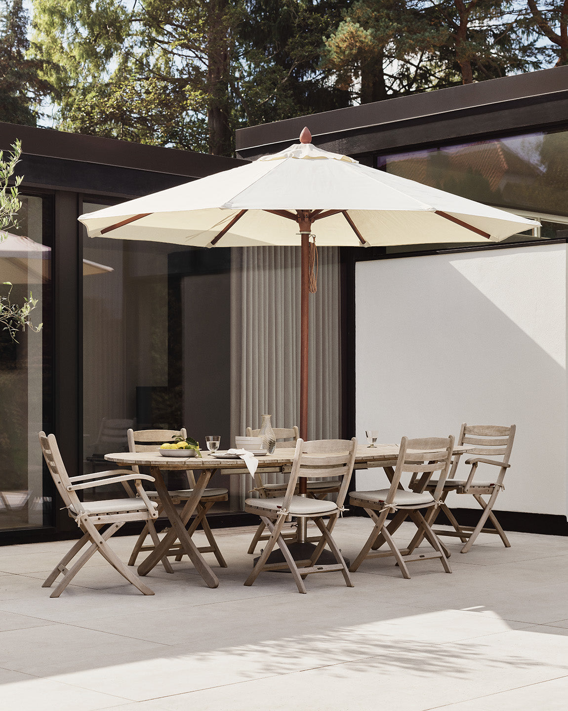 8 Outdoor Dining Ideas