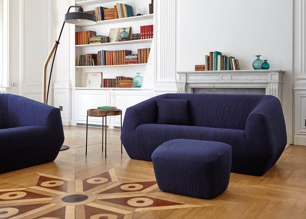 Uncover Medium Sofa