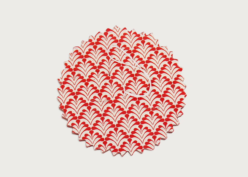 Kathmandu Dandelion Garland Off White & Red