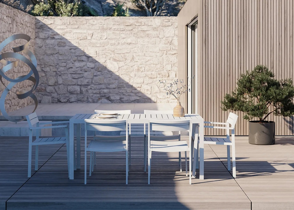 Eos Outdoor Side Chair