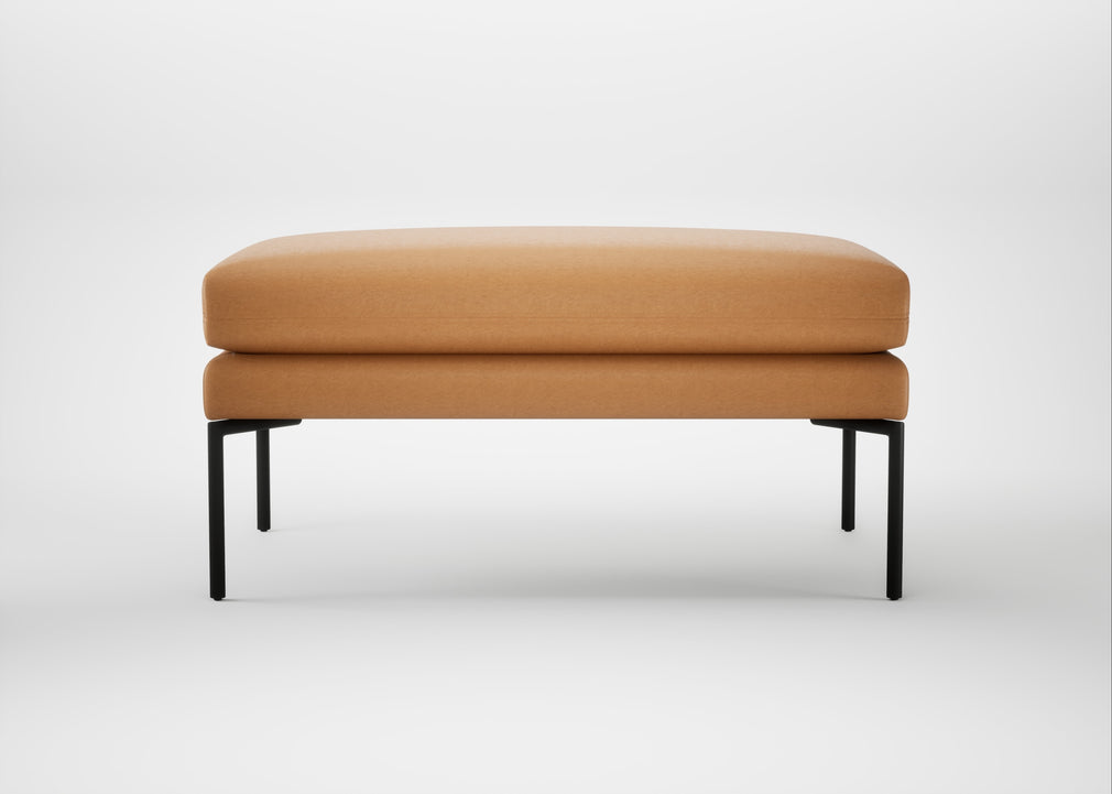 Matera Ottoman Daino Leather Parchment / Black