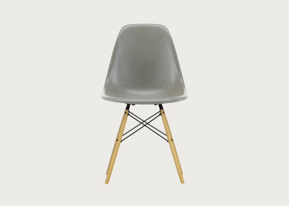 Eames DSW Fibreglass Chair