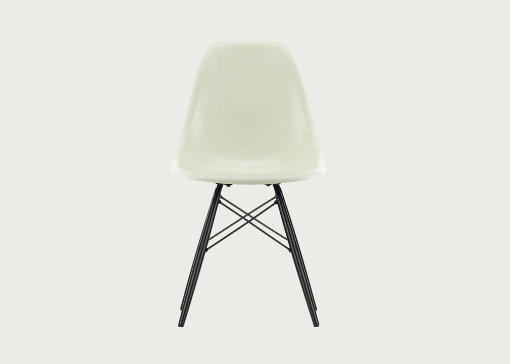 Eames DSW Fibreglass Chair