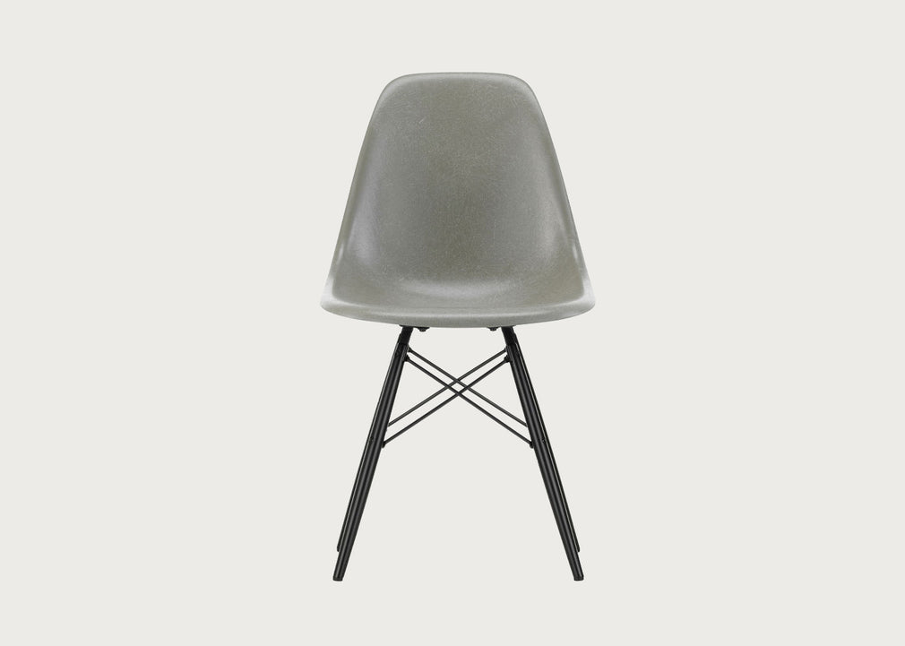 Eames DSW Fibreglass Chair