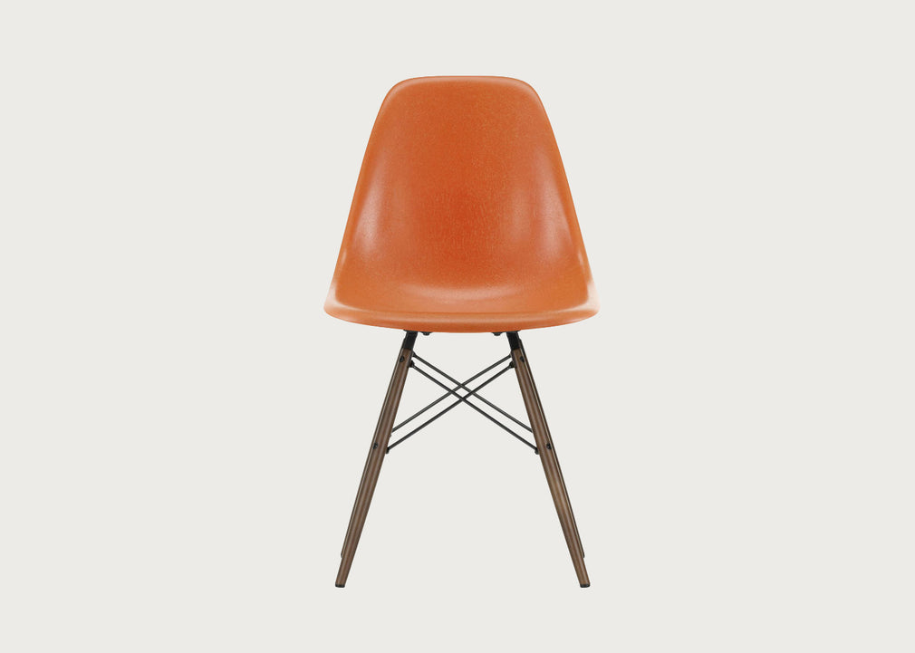 Eames DSW Fibreglass Chair
