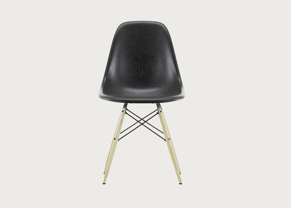 Eames DSW Fibreglass Chair