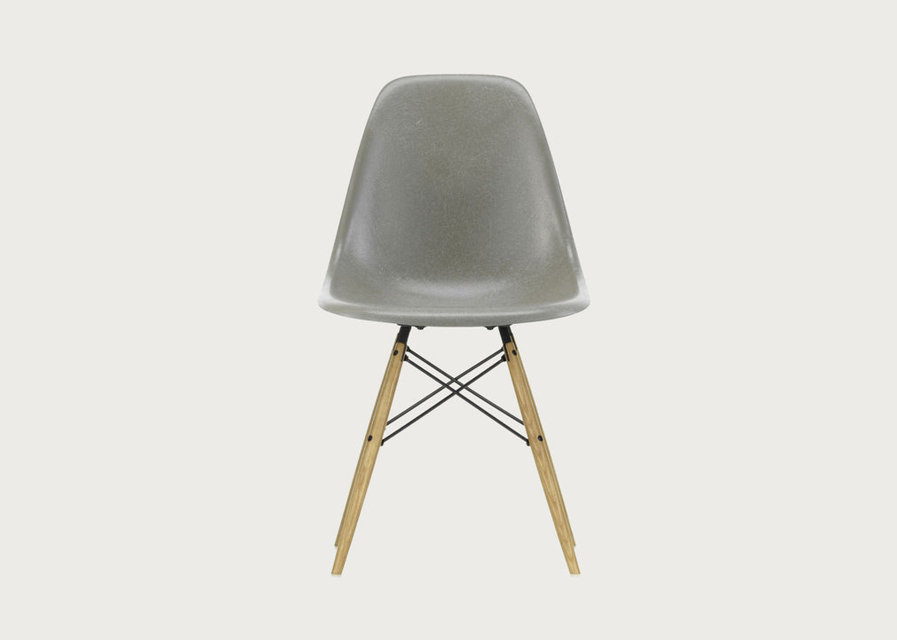Eames DSW Fibreglass Chair