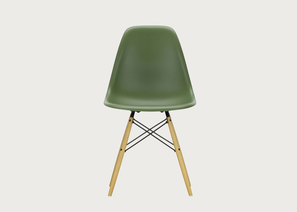 Eames Plastic Side Chair RE DSW