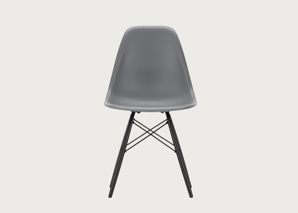 Eames Plastic Side Chair RE DSW