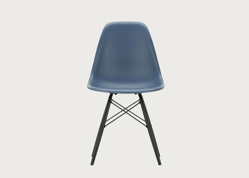 Eames Plastic Side Chair RE DSW