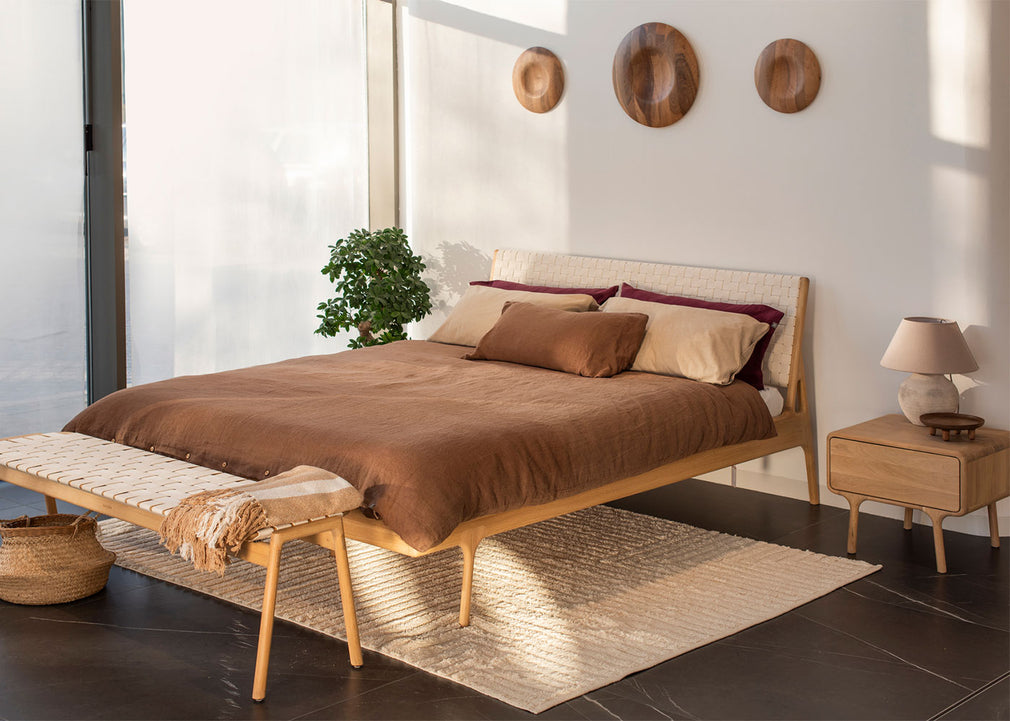 Fawn Nightstand Oak