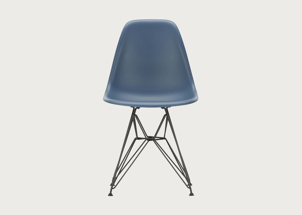Eames Plastic Side Chair RE DSR