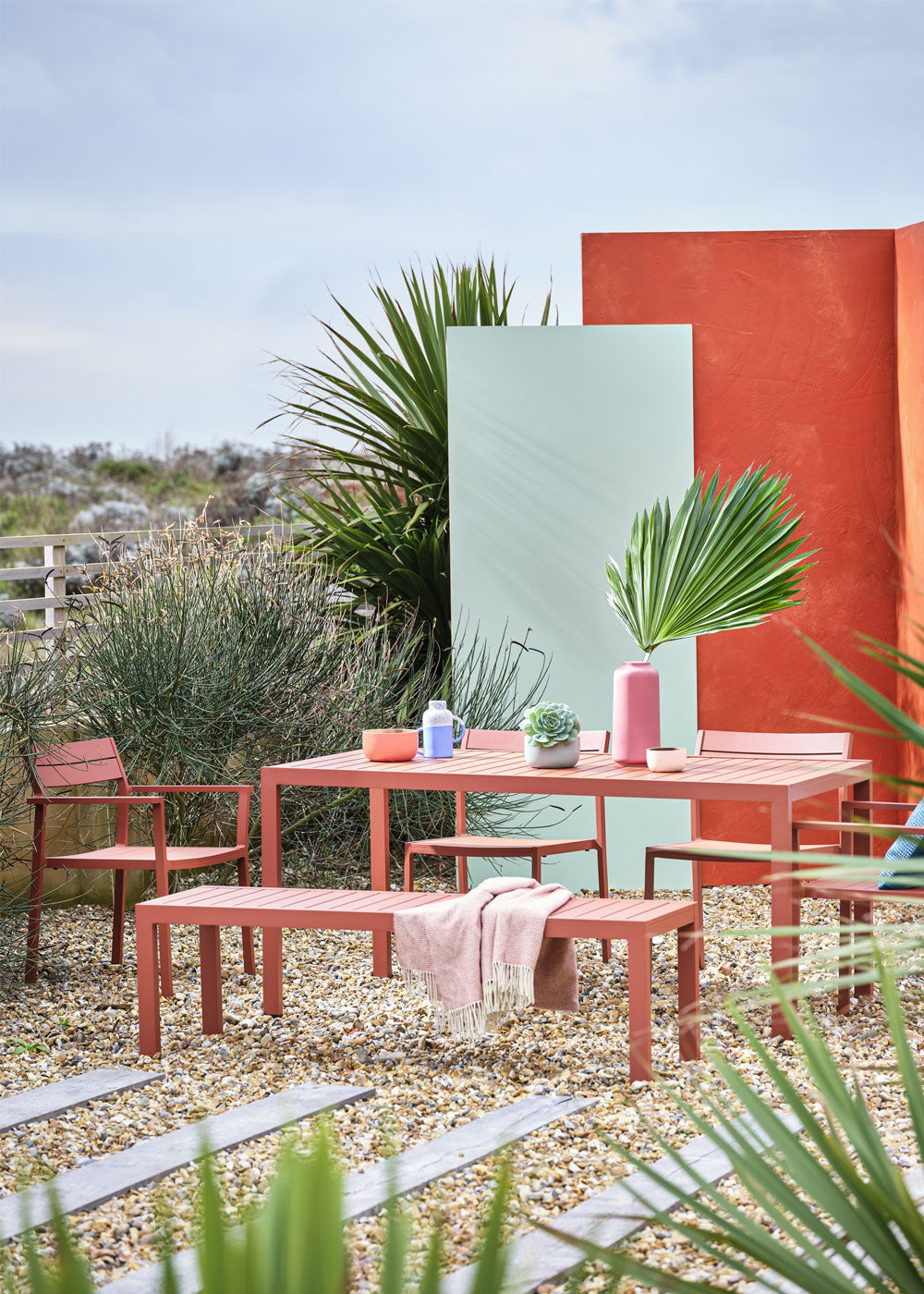 Eos Outdoor Armchair