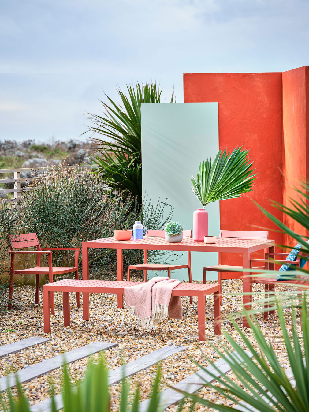 Eos Outdoor Side Chair