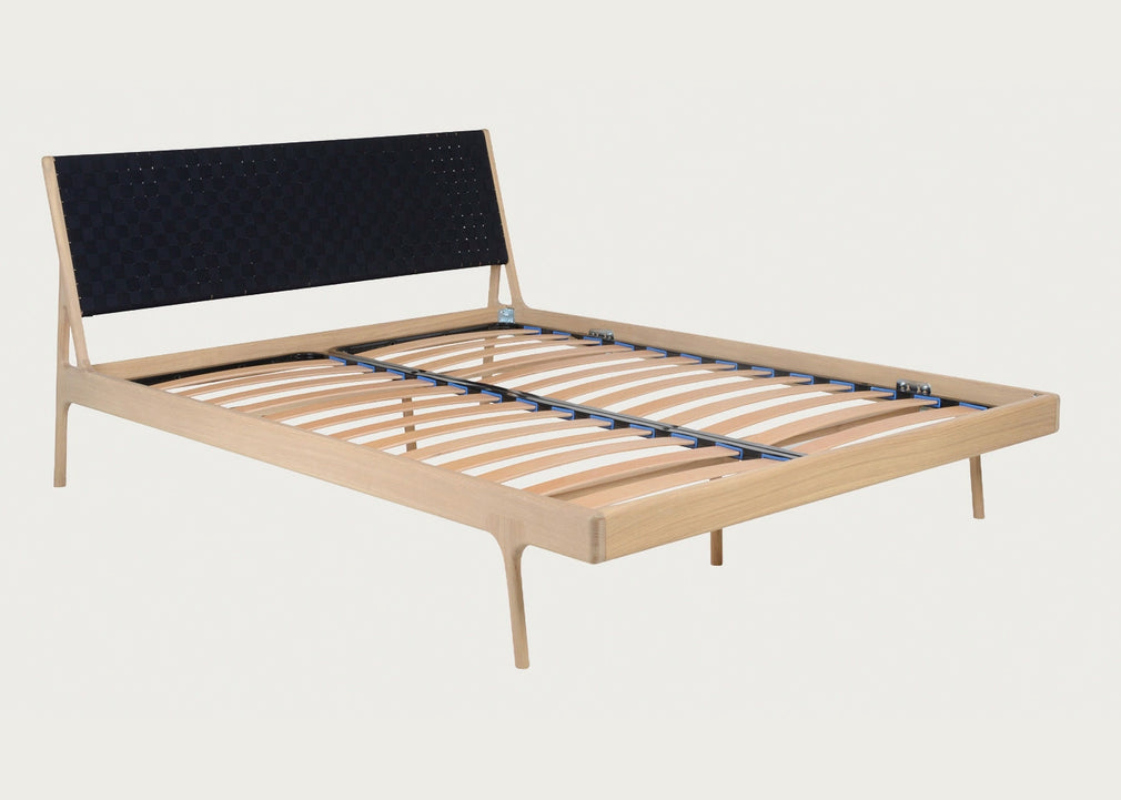 Fawn Bed in Oak and Black Cotton Webbing King