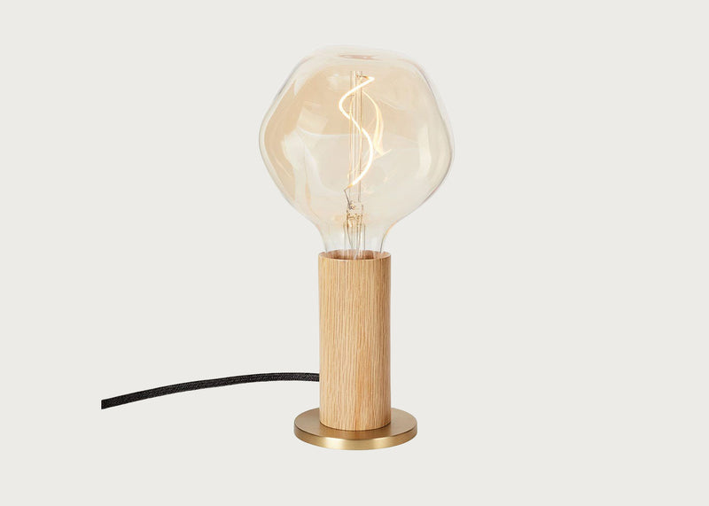 Knuckle Table Lamp with Voronoi I Bulb