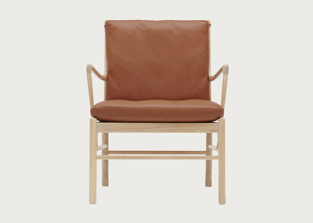 OW149 Colonial Armchair