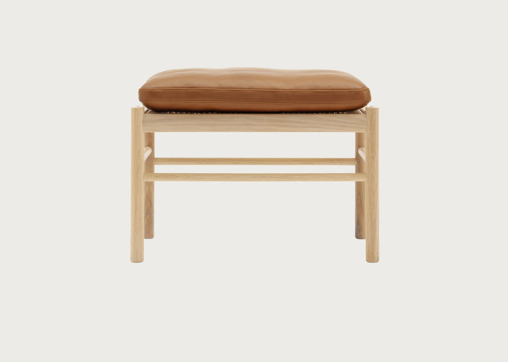 OW149F Colonial Footstool