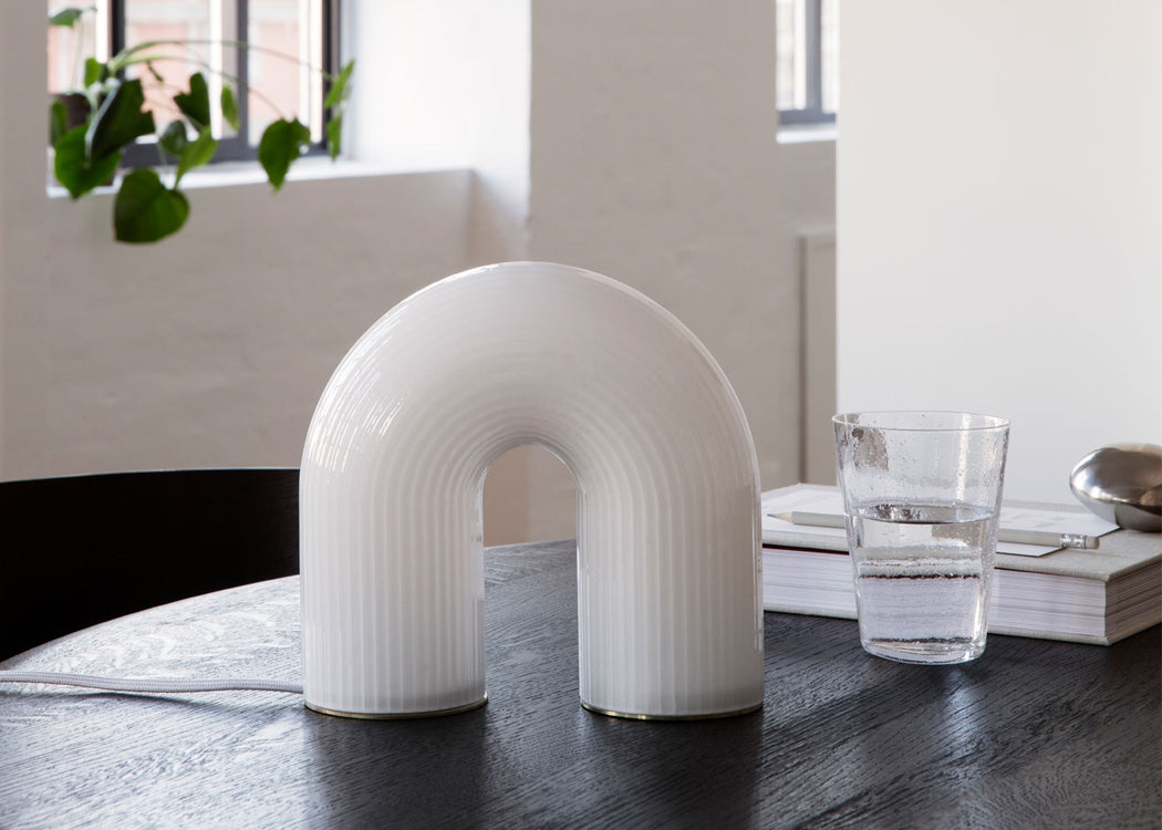 Vuelta Table Lamp White