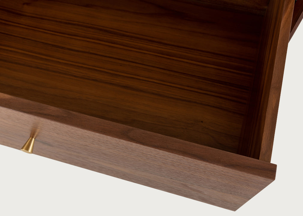 Artie 8 Drawer Chest Walnut