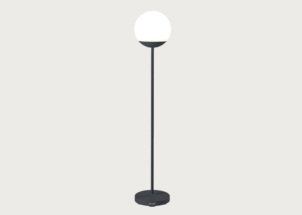 Mooon LED Outdoor Floor Lamp