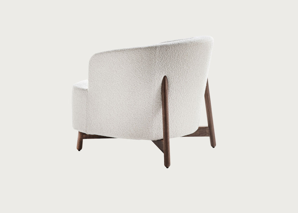 Copine Wood Lounge Chair Walnut Base Bouclage 01