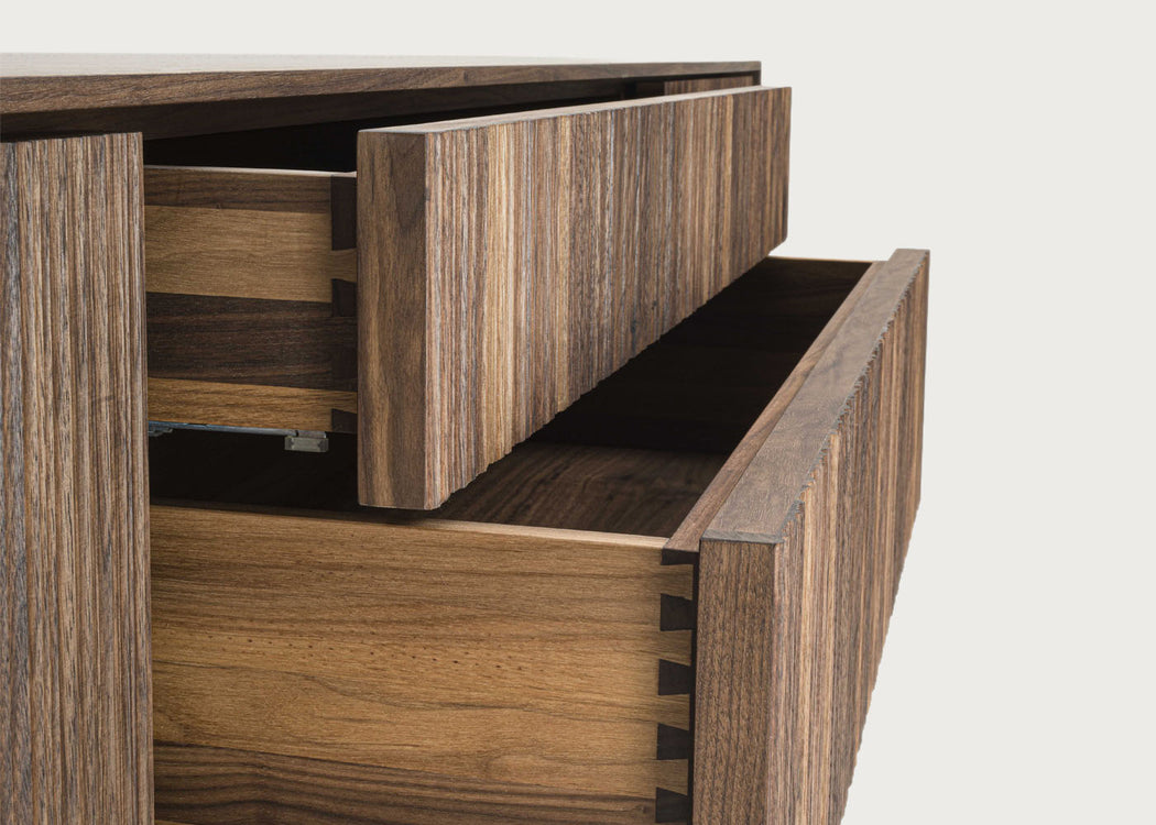 Vela Sideboard