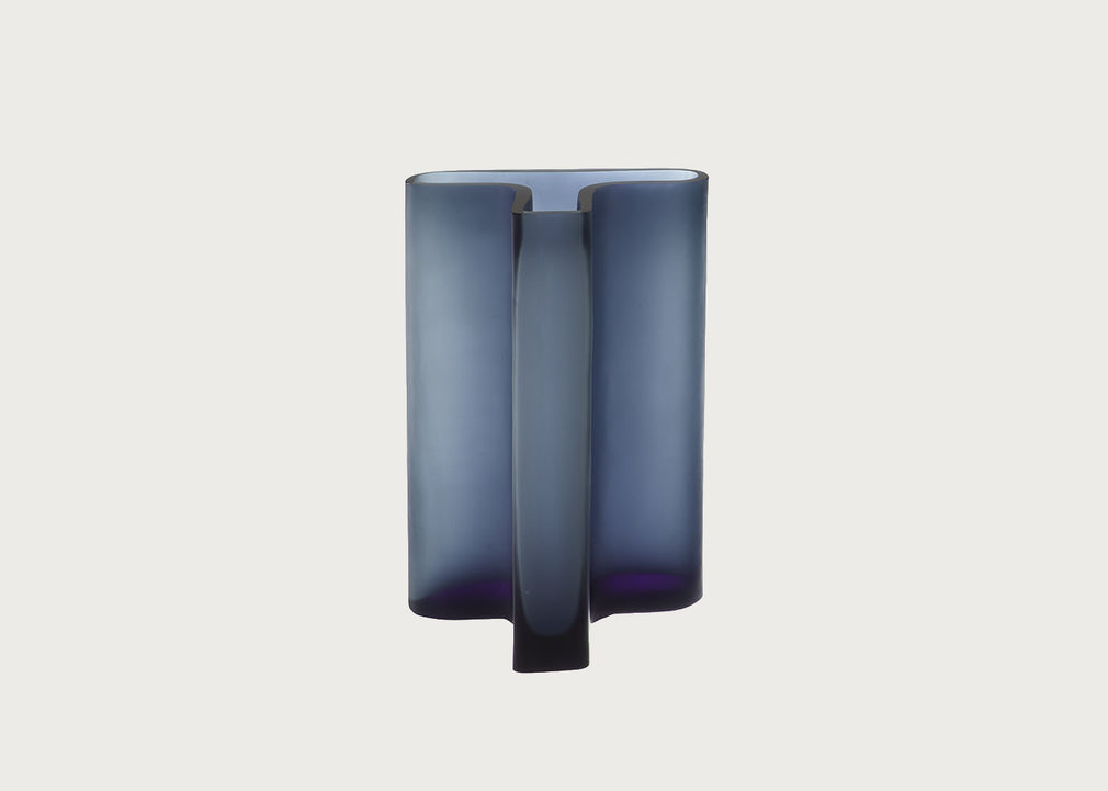 T Vase