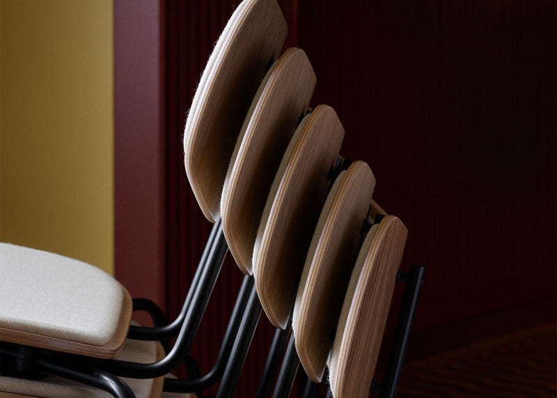 Vega Chair