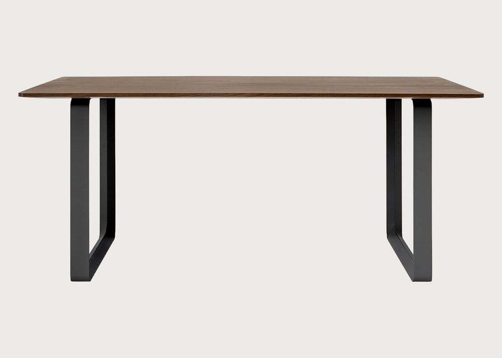 70/70 Table