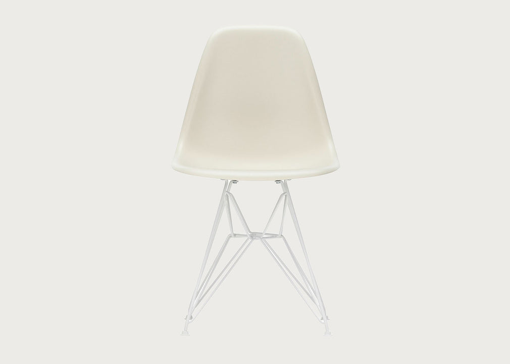 Eames Plastic Side Chair RE DSR