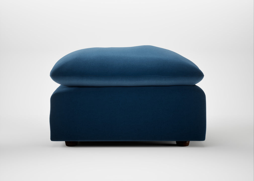 Astrid Ottoman Smart Velvet Petrol / Walnut Stained Beech