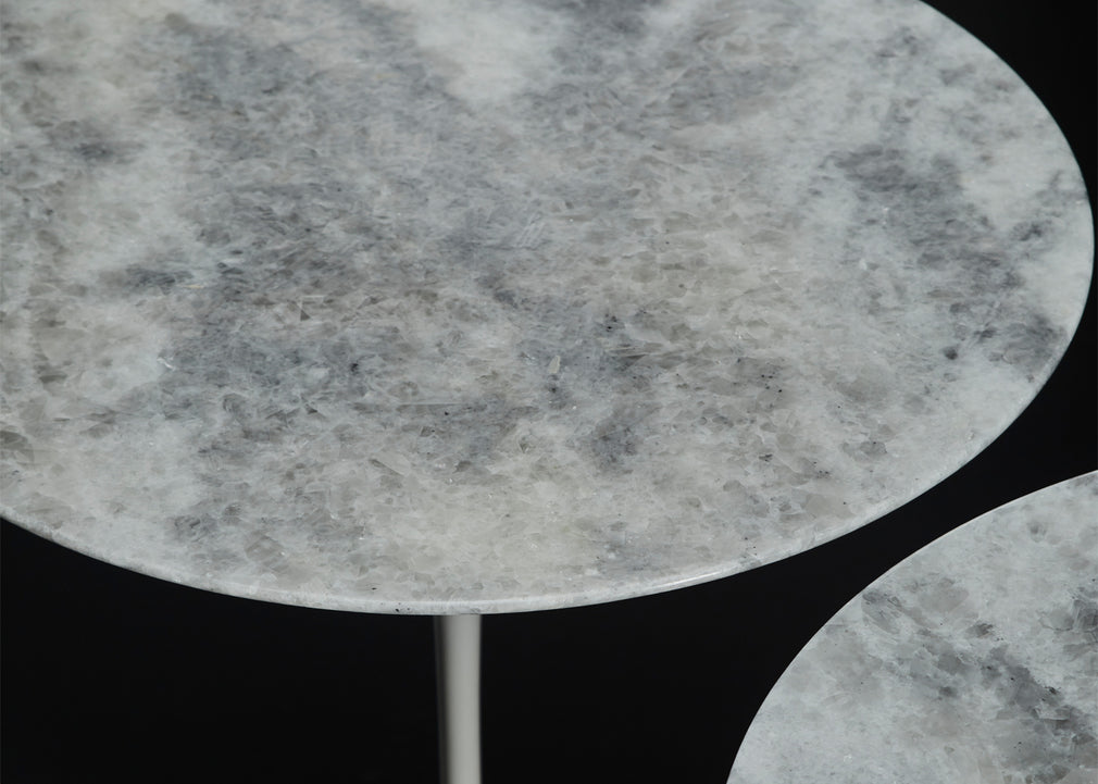 Saarinen Side Table in Limited Edition Iceberg Quartzite