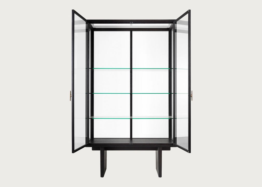 Private Vitrine Black