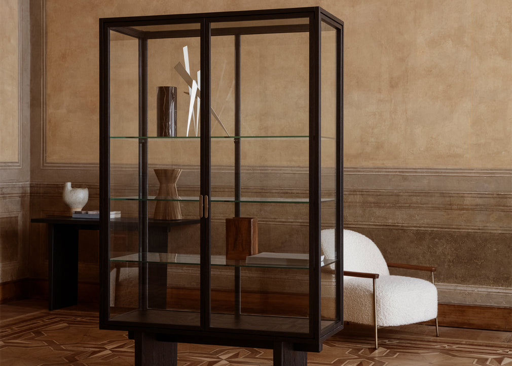 Private Vitrine Black