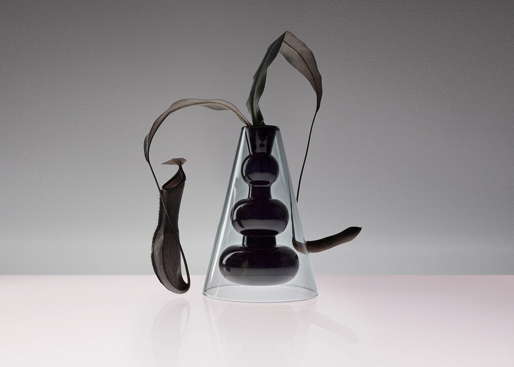 Bump Vase Cone
