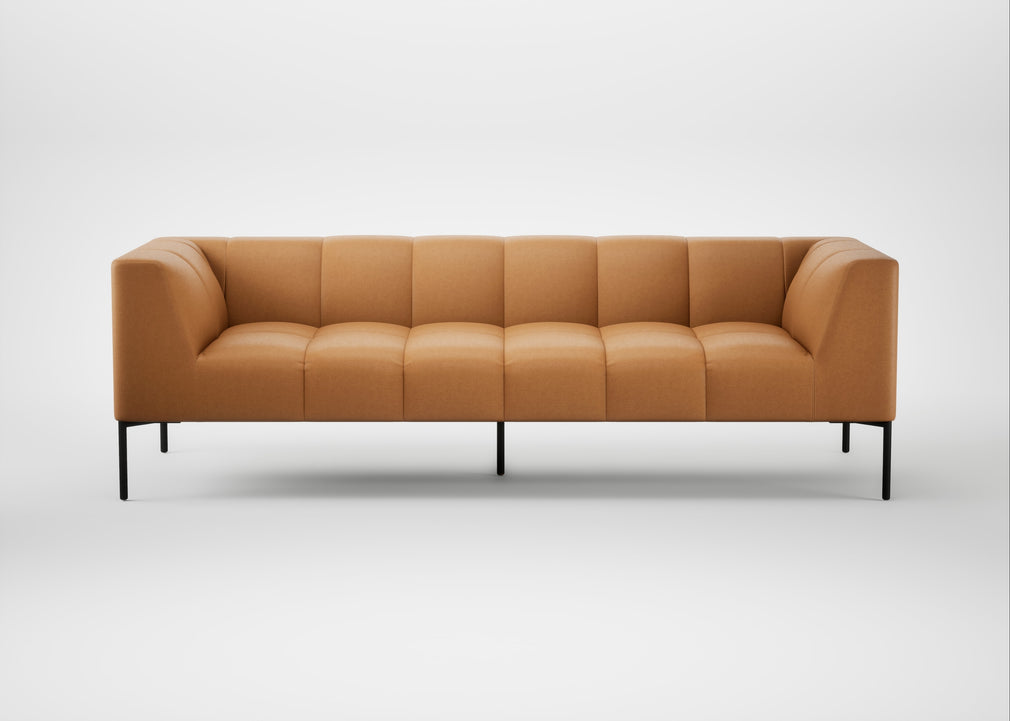 Quadro 4 Seater Sofa Daino Leather Parchment / Black