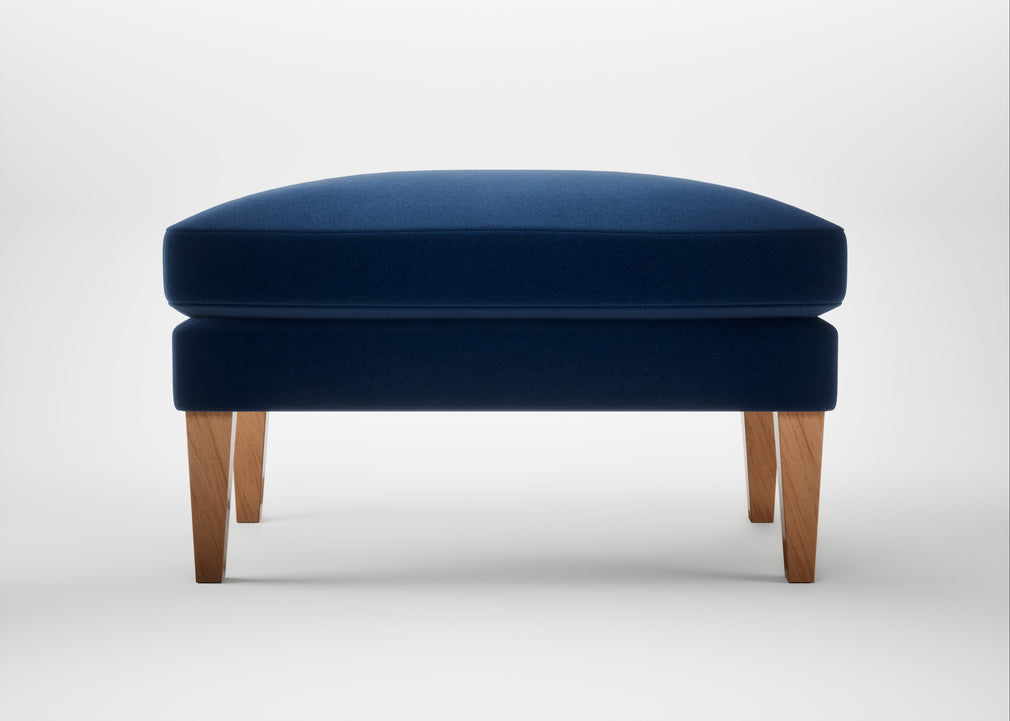 Wallis Ottoman Velvet Midnight / Natural