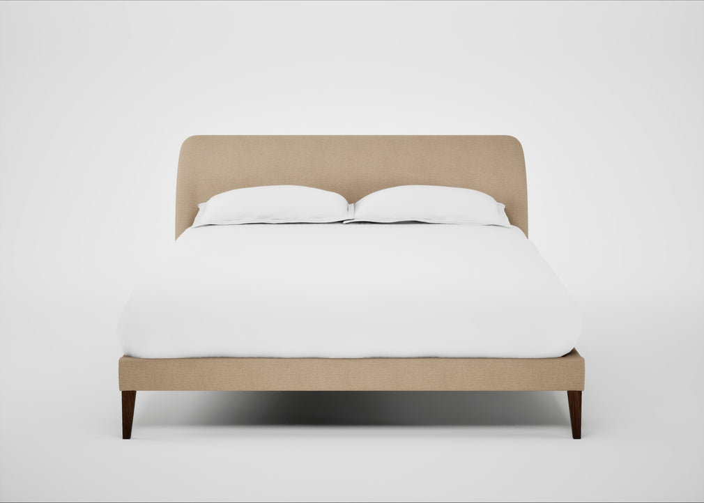Wallis Bed King / Capelo Linen-Cotton Bamboo / Walnut Stained"