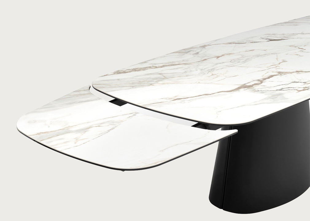 Lucca Table