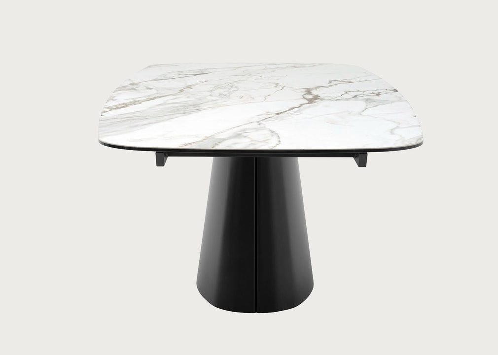 Lucca Table