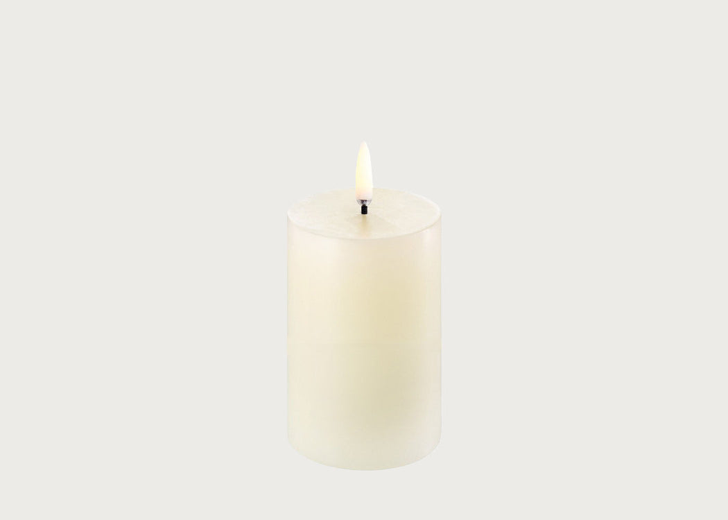 LED Pillar Candles 5 x 7.5cm Ivory